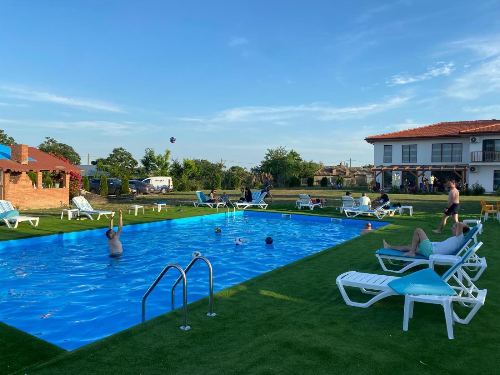 Pensiunea Paradiso Sarinasuf Экстерьер фото